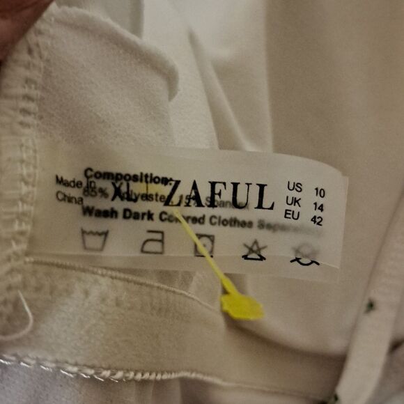 ZAFUL sunflower swim top size 10 - Picture 3 of 3